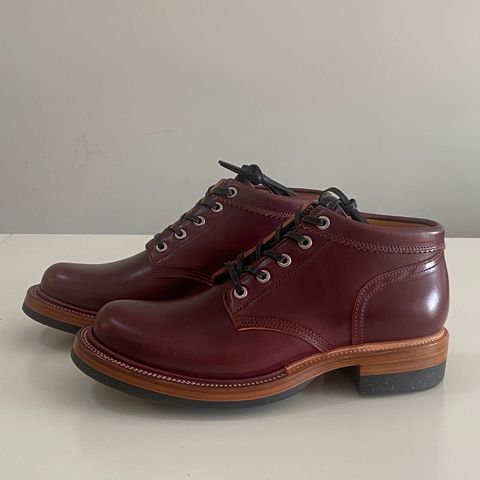 Quan Shoemaker Custom Model in Maryam Burgandy TPR