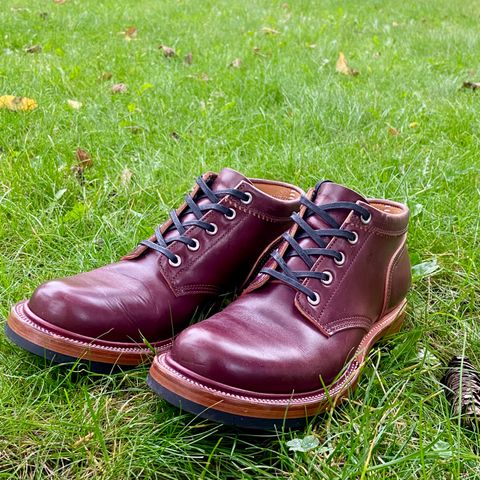 Quan Shoemaker Custom Model in Maryam Burgandy TPR