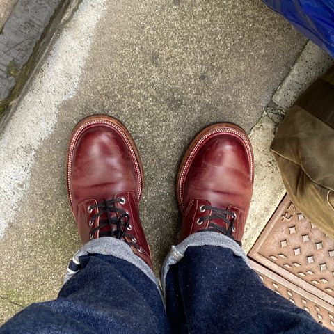 Quan Shoemaker Custom Model in Maryam Burgandy TPR