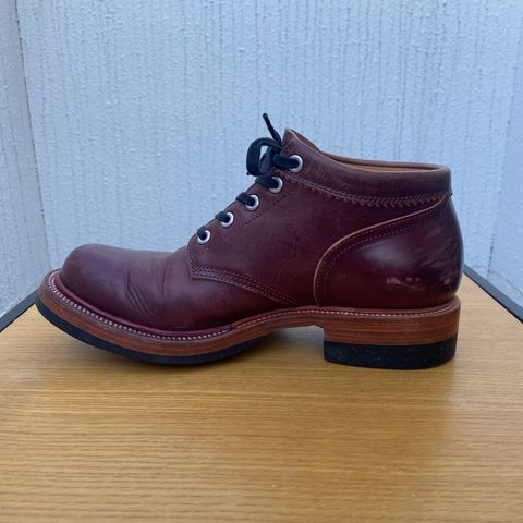Quan Shoemaker Custom Model in Maryam Burgandy TPR