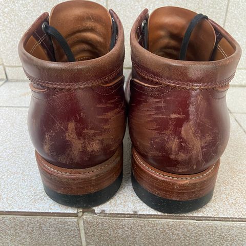Quan Shoemaker Custom Model in Maryam Burgandy TPR