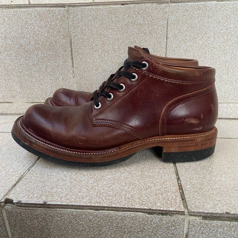 Quan Shoemaker Custom Model in Maryam Burgandy TPR