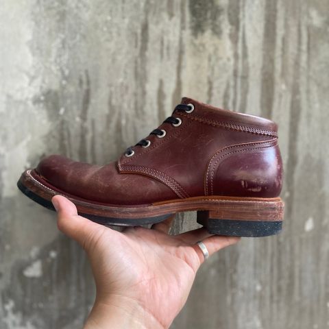 Quan Shoemaker Custom Model in Maryam Burgandy TPR