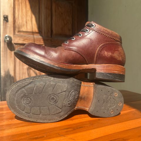 Quan Shoemaker Custom Model in Maryam Burgandy TPR