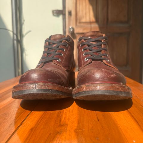 Quan Shoemaker Custom Model in Maryam Burgandy TPR