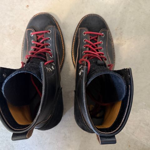 Jakkrabbits 7-Inch Tamarin Boots in Shinki Black Teacore Horsebutt