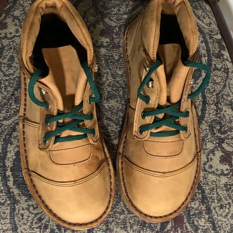 Jim Green African Ranger Barefoot Boot in Fudge Crazy Horse