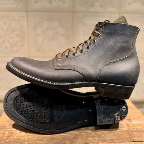 NF Bootmaker Milton Boot in Horween Mystery Grey