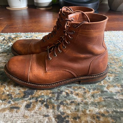 Oak Street Bootmakers Trench Boot in Walnut Overdye Camello Asportabile