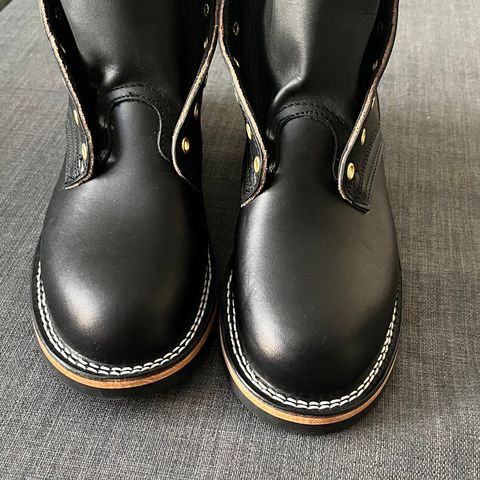 Nicks Free Range in Wickett & Craig Black Oiled Latigo