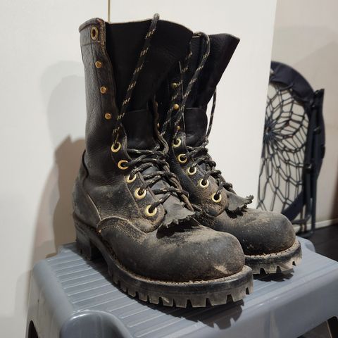 Viberg Bison 10" Caulk Boot in Black Buffalo