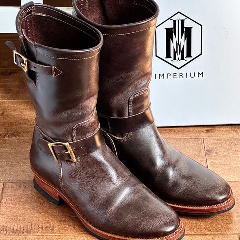Imperium Unknown Model in Maryam Brown Horsebutt