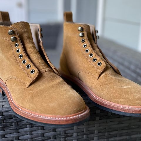 Taylor Stitch Trench Boot in Golden Waterproof Suede
