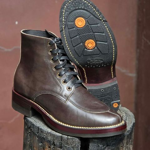 Willie's Handmade Boots Custom Model in Maryam Graphite Horsebutt