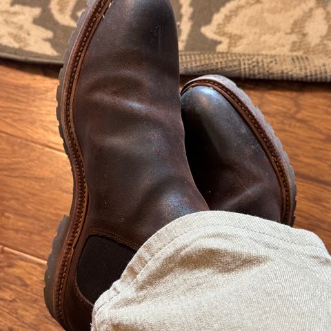 Meermin Chelsea Boot in C.F. Stead Rust Waxy Commander Suede