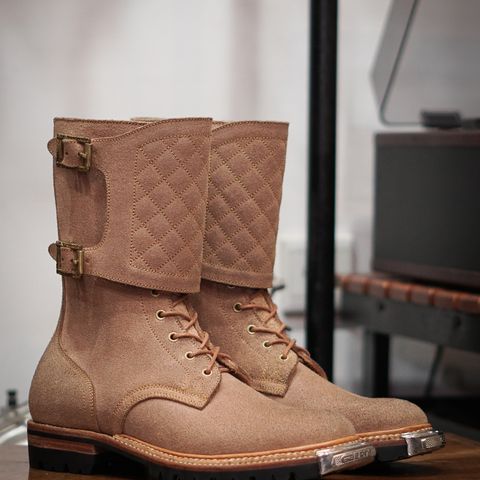 Fortis Dust Rider in Wickett & Craig Russet Skirting
