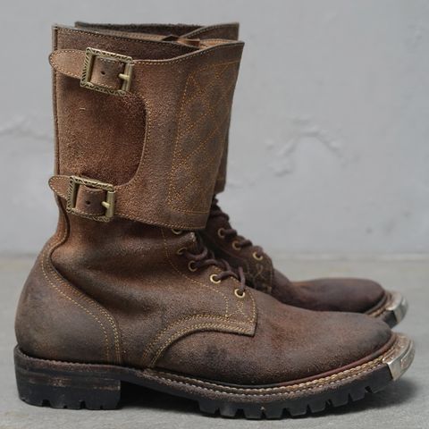 Fortis Dust Rider in Wickett & Craig Russet Skirting