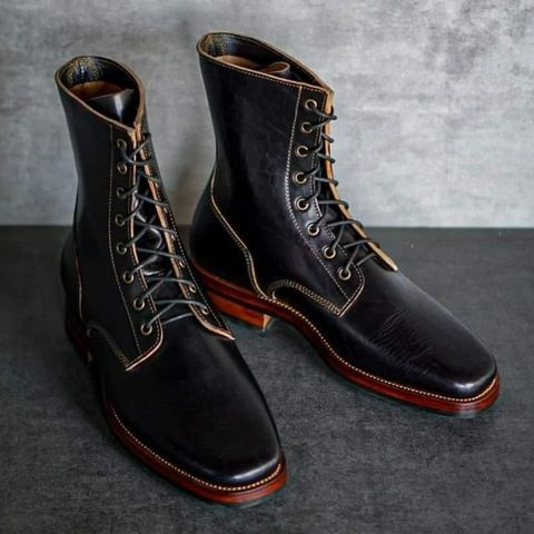 Tahura Unknown Model in Maryam Natural Horsebutt Overdyed Black