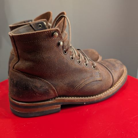 Truman Cap Toe Boot in C.F. Stead Snuff Waxy Commander Suede