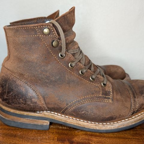 Truman Cap Toe Boot in C.F. Stead Snuff Waxy Commander Suede