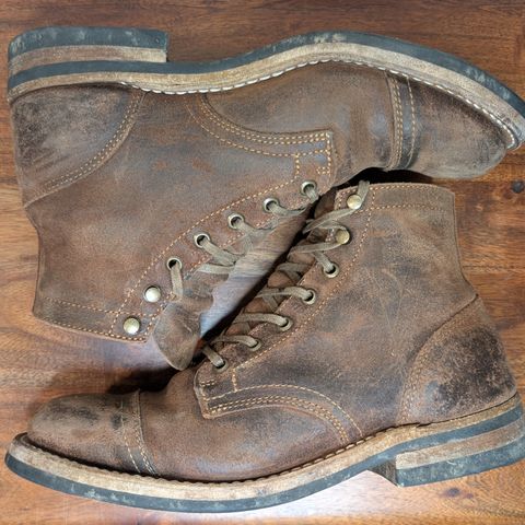 Truman Cap Toe Boot in C.F. Stead Snuff Waxy Commander Suede