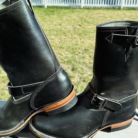 Wesco Mister Lou in Maryam Petrolio Waxed Black Horsehide
