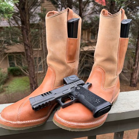 Wesco Morrison in Maryam Natural Horsebutt & Seidel Burlap