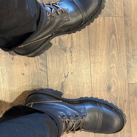 Nicks MTO in Horween Black Waxed Flesh