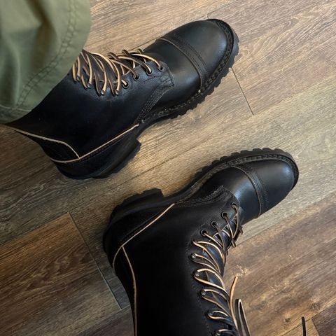 Nicks MTO in Horween Black Waxed Flesh