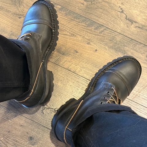 Nicks MTO in Horween Black Waxed Flesh
