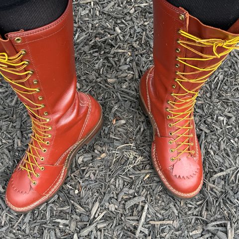 Wesco Highliner in Seidel Red Dog Oil Tan