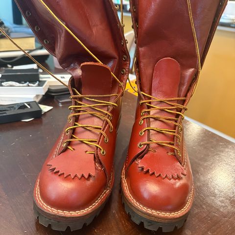 Wesco Highliner in Seidel Red Dog Oil Tan
