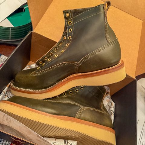White's C350LTT-CS in Horween Greener Pastures Dublin