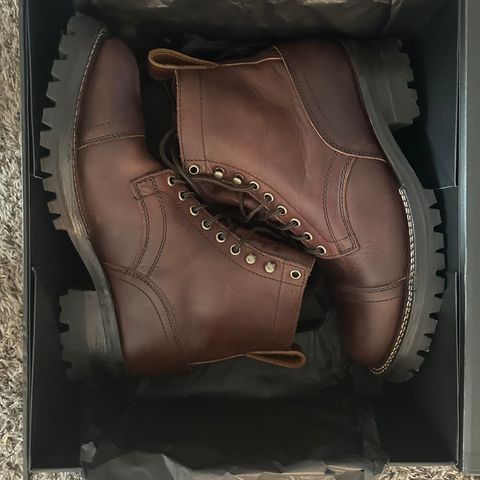 Thursday Challenger in Horween Whiskey Predator