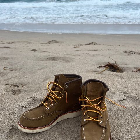 Red Wing 6-Inch Classic Moc in S.B. Foot Olive Mohave