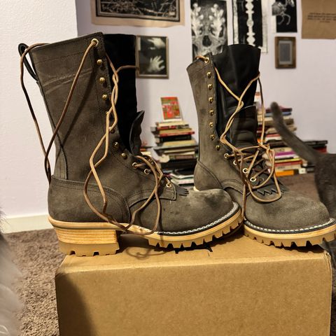 Nicks BuilderPro in Seidel 1964 Ash Gray Rough Out