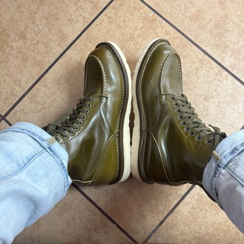 Thursday Builder Black Label in Shinki Olive Shell Cordovan