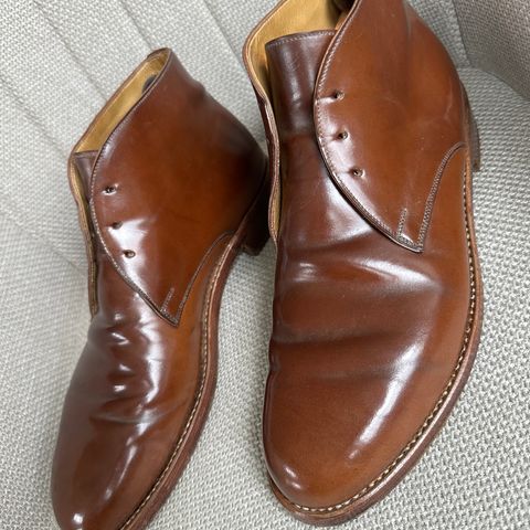 Vass Hungary London Chukka Boots in Horween Bourbon Shell Cordovan