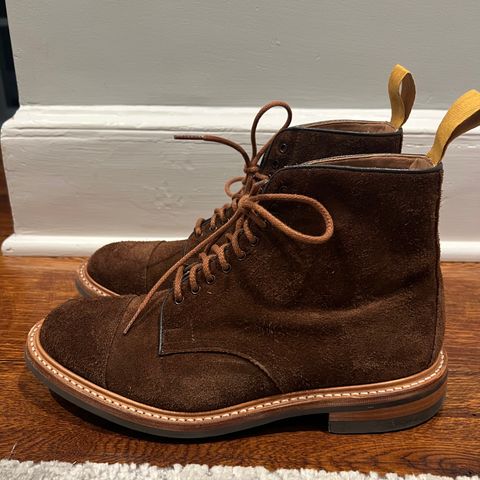Tricker's Brett Derby Boot in C.F. Stead Polo Brown Oiled Desert