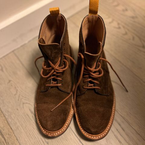 Tricker's Brett Derby Boot in C.F. Stead Polo Brown Oiled Desert