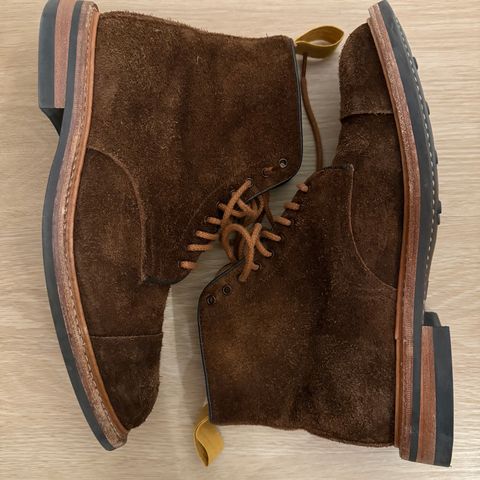 Tricker's Brett Derby Boot in C.F. Stead Polo Brown Oiled Desert