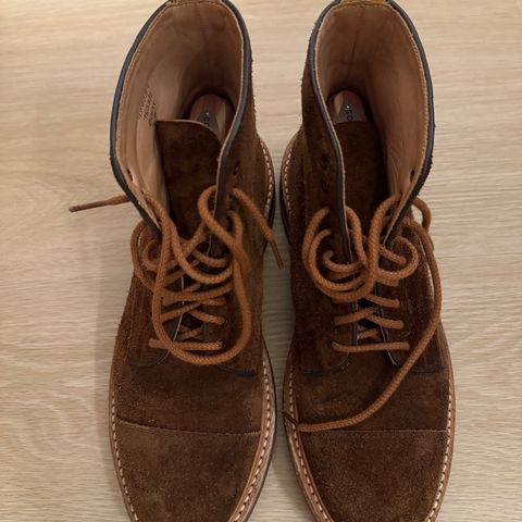 Tricker's Brett Derby Boot in C.F. Stead Polo Brown Oiled Desert