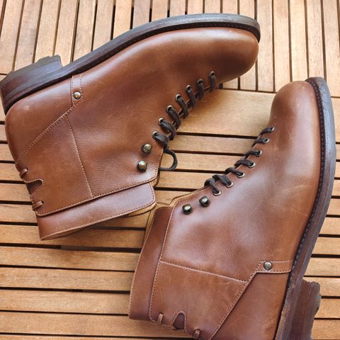 J.M. Weston Unknown Model in Unknown Natural Veg Tan