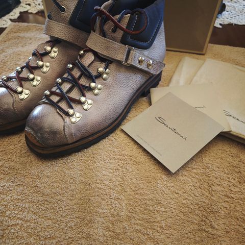 Santoni Unknown Model in Unknown Leather