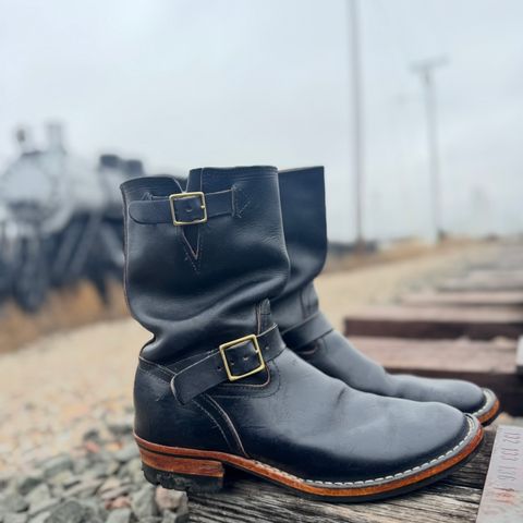 Nicks StationMaster in Wickett & Craig Double Stuffed Navy