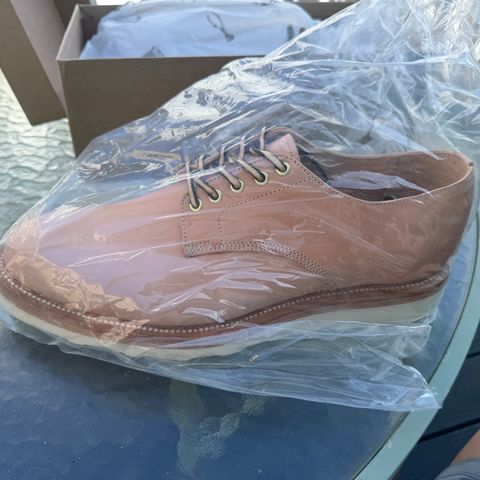 View photo of Unmarked DBS in Unmarked / Oiled Veg Tan