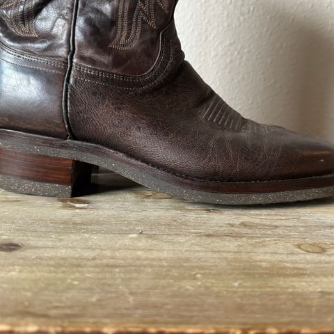 Lucchese 1883 in Lucchese Mad Dog Goat - Chocolate