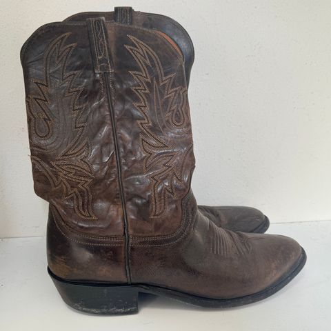 View photo of Lucchese Unknown Model in Unknown Leather