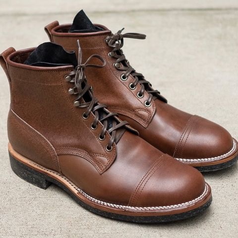 Viberg Bobcat in Horween Brown Waxed Flesh Horsebutt & Horween Black Waxed Flesh