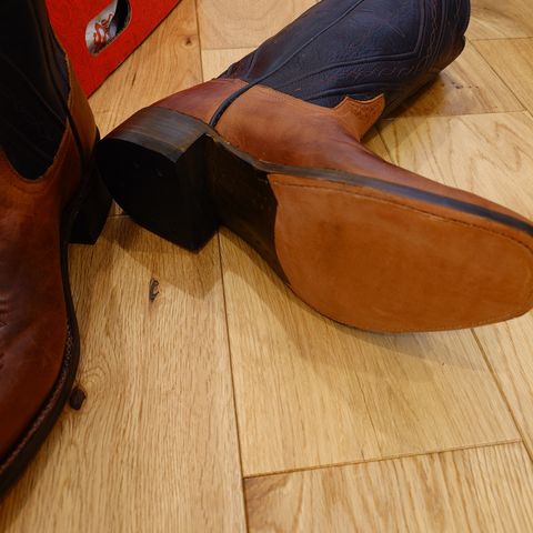 Rios of Mercedes Cowboy Boots in Rios of Mercedes / Redwood Mirage & Rios of Mercedes / Black Remuda